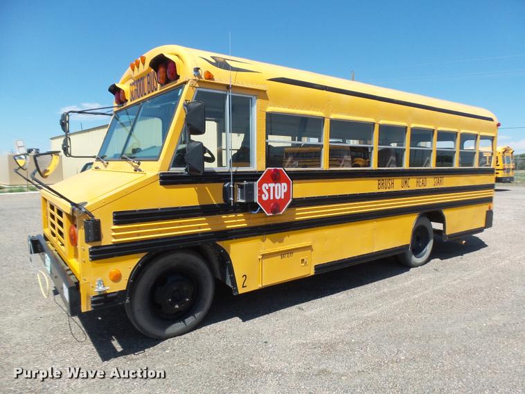 image for item DB6240 2000 Workhorse P30 Blue Bird school bus