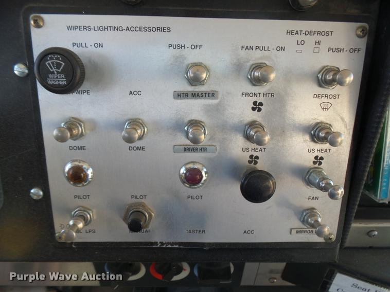 image for item DB6240 2000 Workhorse P30 Blue Bird school bus