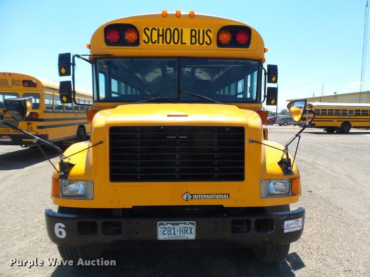 image for item DB6241 2001 International 3800 school bus