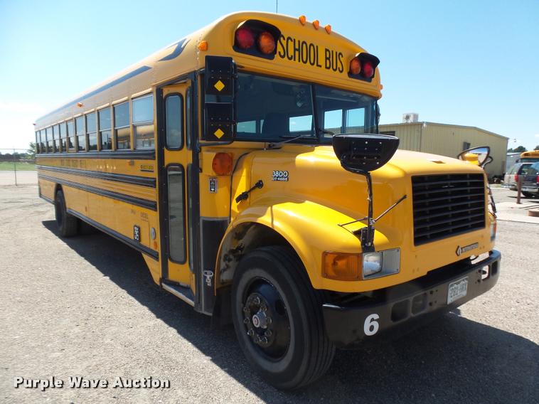 image for item DB6241 2001 International 3800 school bus
