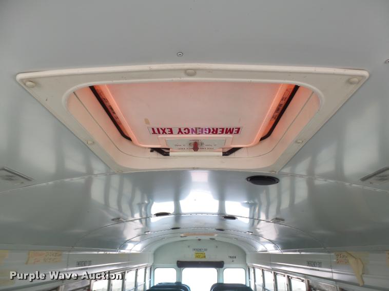 image for item DB6241 2001 International 3800 school bus