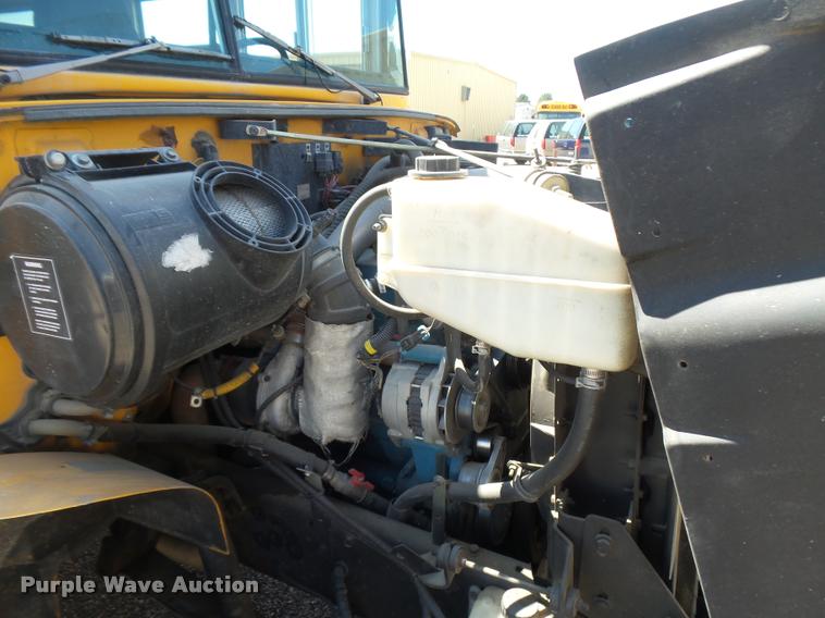 image for item DB6241 2001 International 3800 school bus