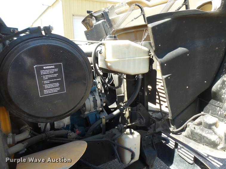 image for item DB6241 2001 International 3800 school bus