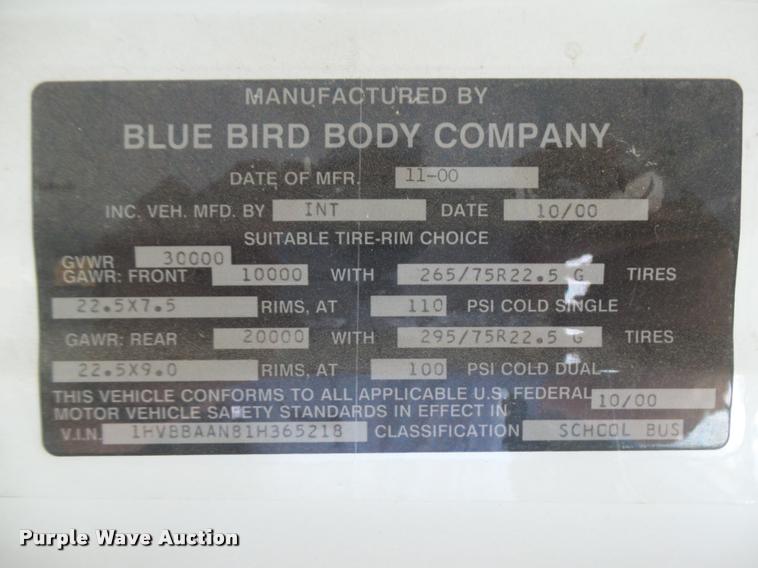 image for item DB6241 2001 International 3800 school bus