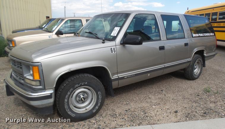 image for item DB6243 1999 Chevrolet Suburban C1500 SUV