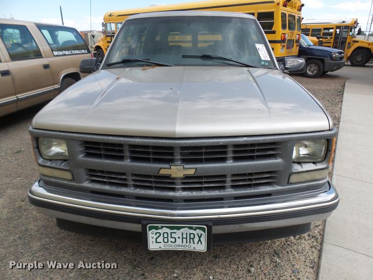image for item DB6243 1999 Chevrolet Suburban C1500 SUV