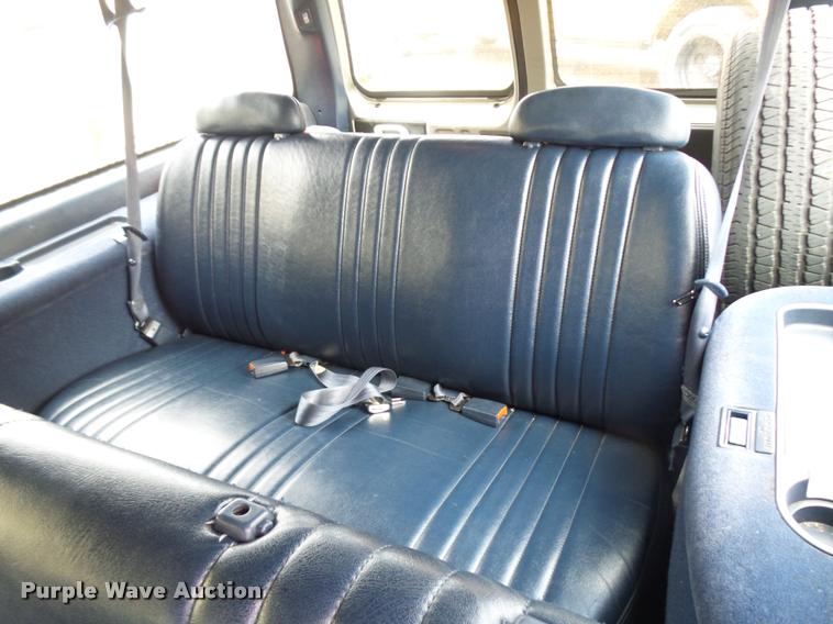 image for item DB6243 1999 Chevrolet Suburban C1500 SUV