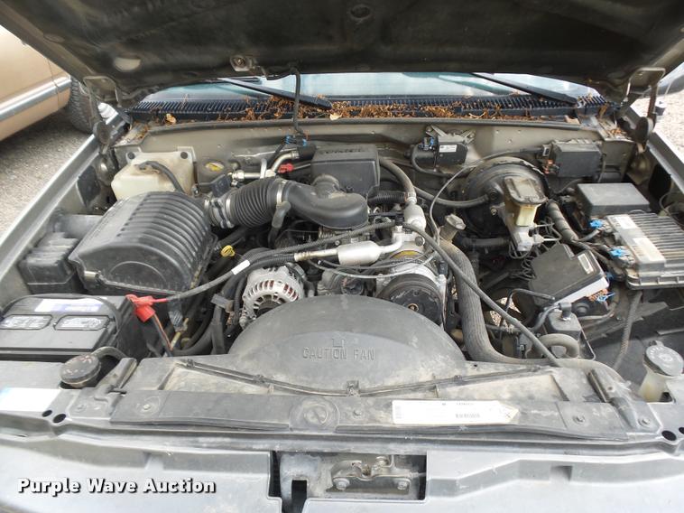 image for item DB6243 1999 Chevrolet Suburban C1500 SUV