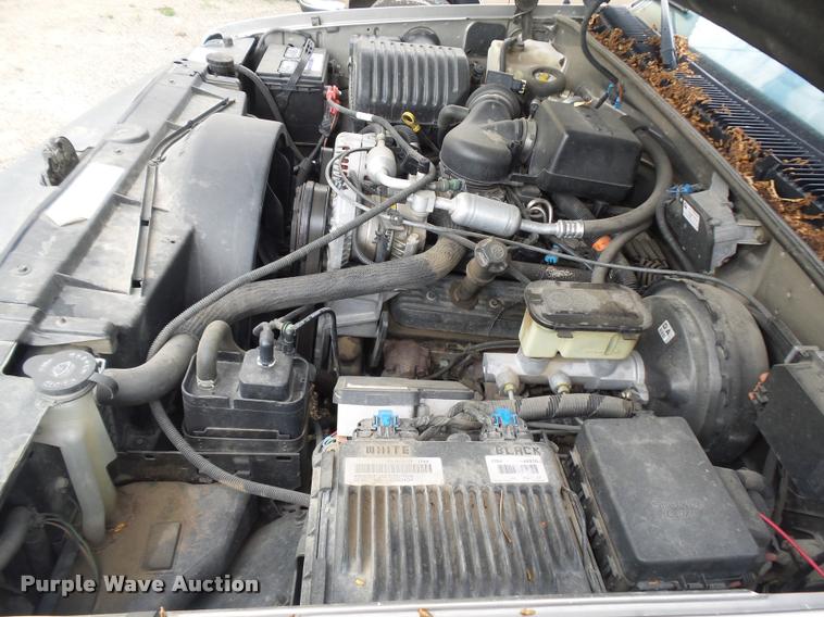 image for item DB6243 1999 Chevrolet Suburban C1500 SUV