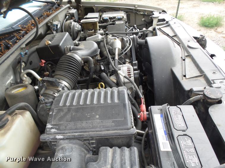 image for item DB6243 1999 Chevrolet Suburban C1500 SUV