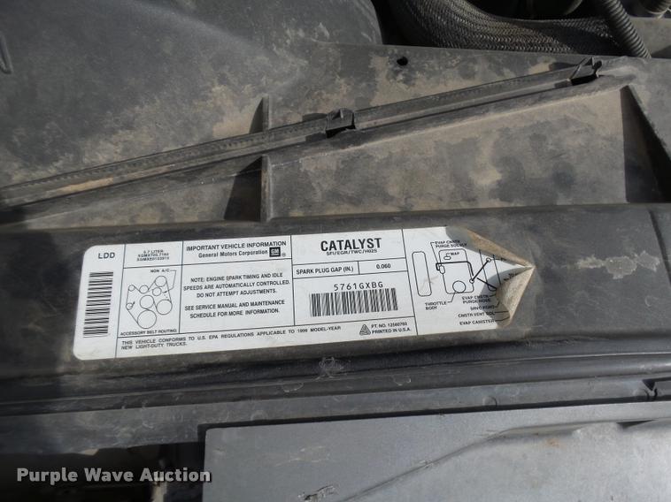 image for item DB6243 1999 Chevrolet Suburban C1500 SUV