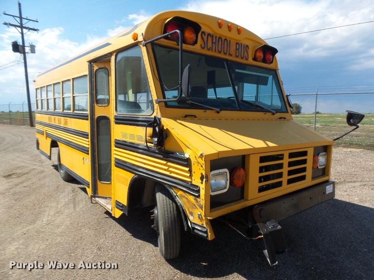 image for item DB6246 1998 GMC P3500 Blue Bird school bus