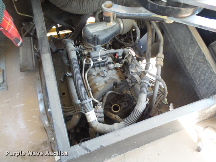 image for item DB6246 1998 GMC P3500 Blue Bird school bus