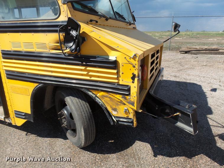 image for item DB6246 1998 GMC P3500 Blue Bird school bus