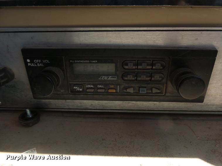 image for item DB6247 1993 International 3800 school bus