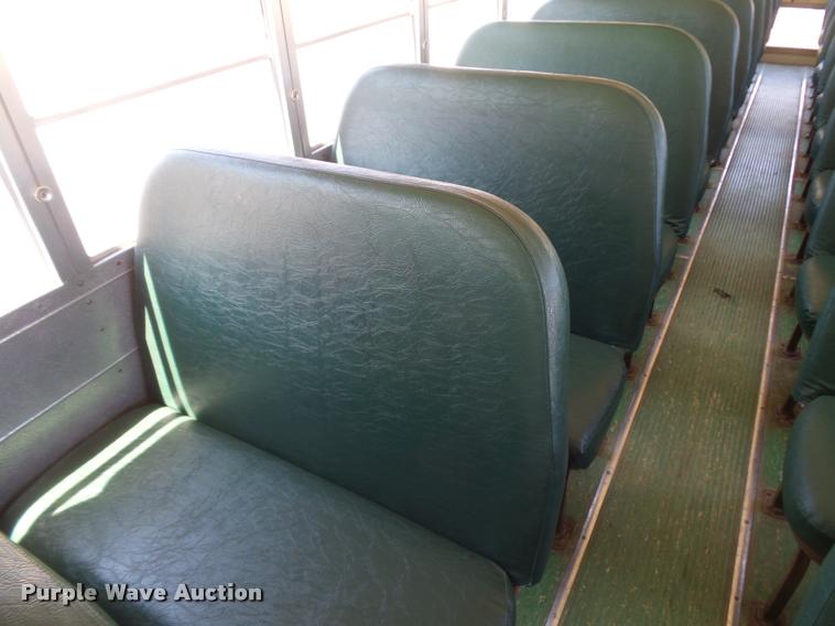 image for item DB6247 1993 International 3800 school bus