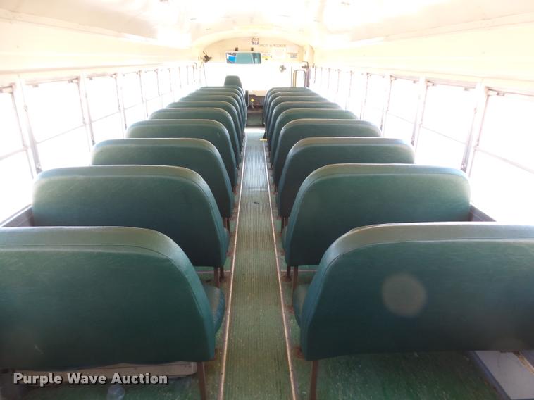 image for item DB6247 1993 International 3800 school bus