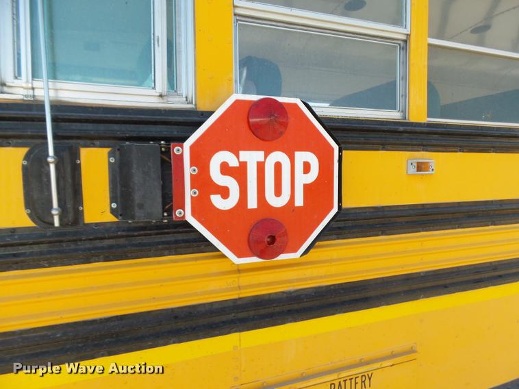 image for item DB6247 1993 International 3800 school bus