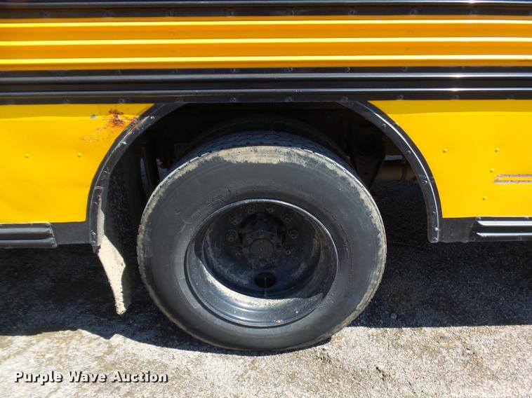 image for item DB6247 1993 International 3800 school bus