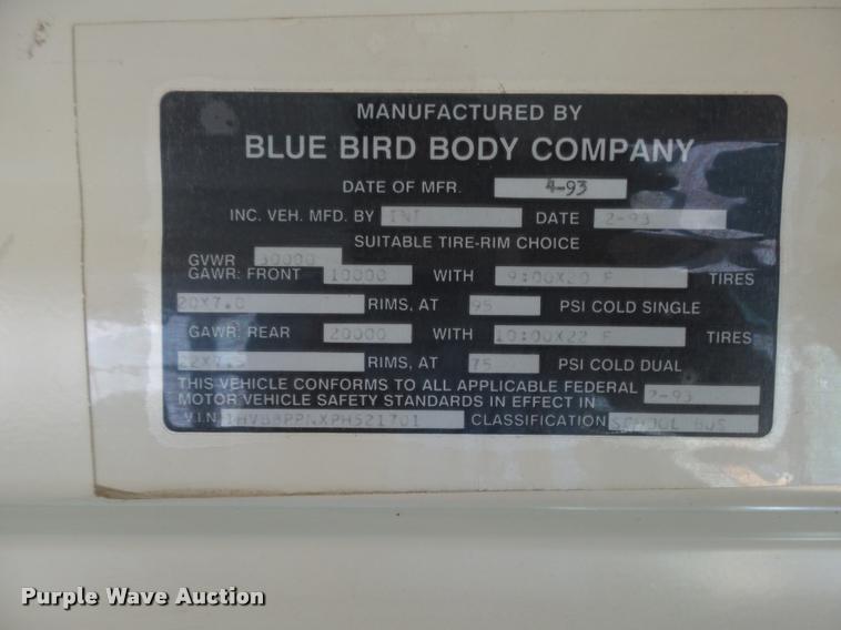 image for item DB6247 1993 International 3800 school bus