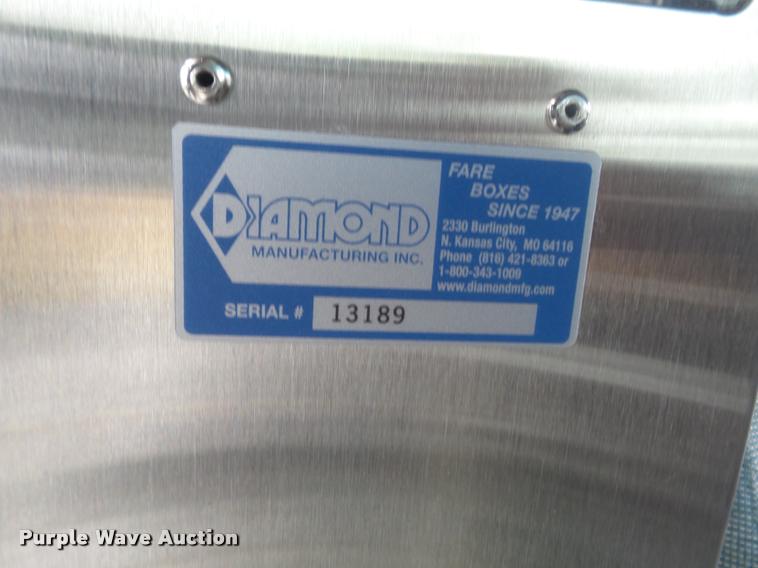 image for item DB6495 2010 Ford Econoline E450 Super Duty shuttle bus