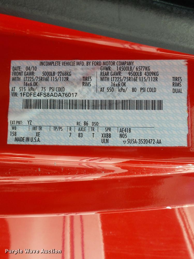 image for item DB6495 2010 Ford Econoline E450 Super Duty shuttle bus