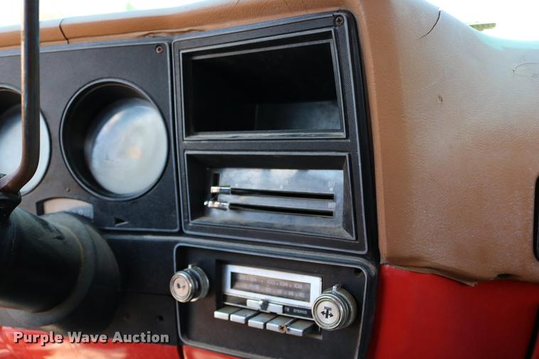 image for item DB9270 1980 Chevrolet Custom Deluxe 20 Crew Cab pickup truck