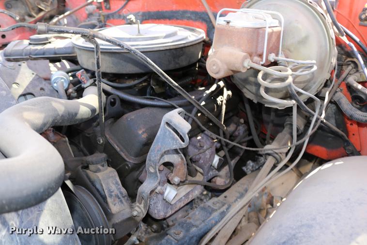 image for item DB9270 1980 Chevrolet Custom Deluxe 20 Crew Cab pickup truck