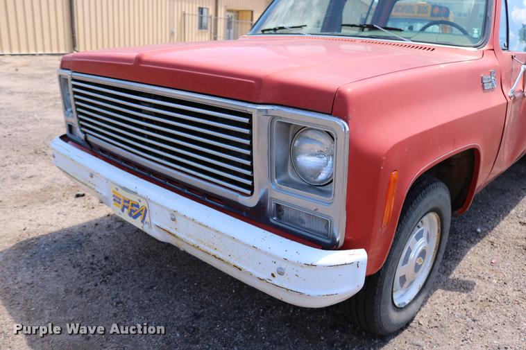 image for item DB9270 1980 Chevrolet Custom Deluxe 20 Crew Cab pickup truck