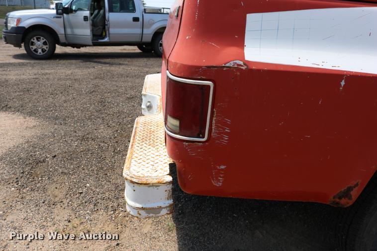 image for item DB9270 1980 Chevrolet Custom Deluxe 20 Crew Cab pickup truck