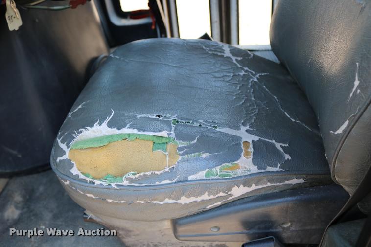 image for item DB9271 1995 Ford Econoline E350 Collins school bus