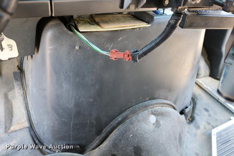 image for item DB9271 1995 Ford Econoline E350 Collins school bus