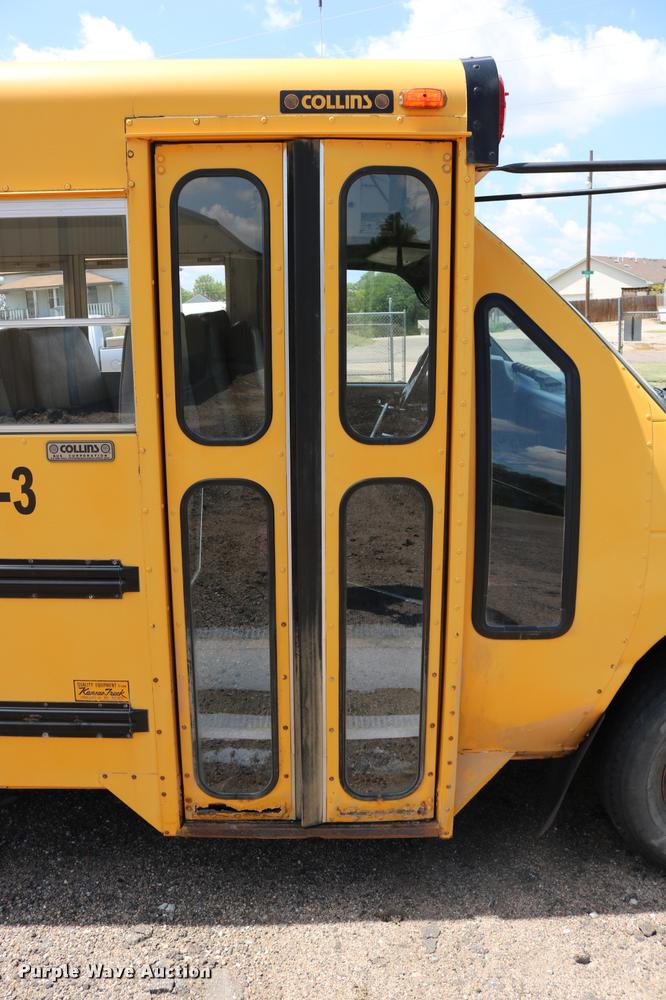 image for item DB9271 1995 Ford Econoline E350 Collins school bus