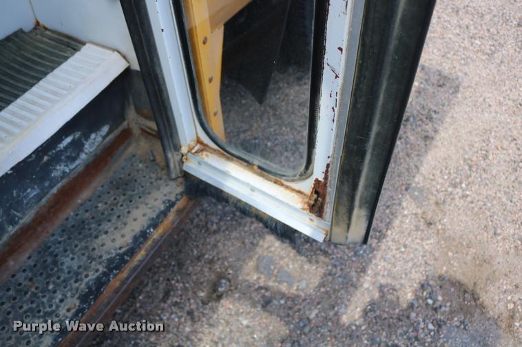 image for item DB9271 1995 Ford Econoline E350 Collins school bus