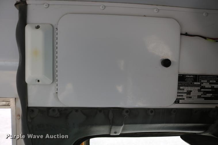 image for item DB9271 1995 Ford Econoline E350 Collins school bus