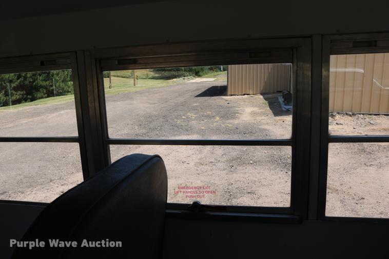 image for item DB9271 1995 Ford Econoline E350 Collins school bus