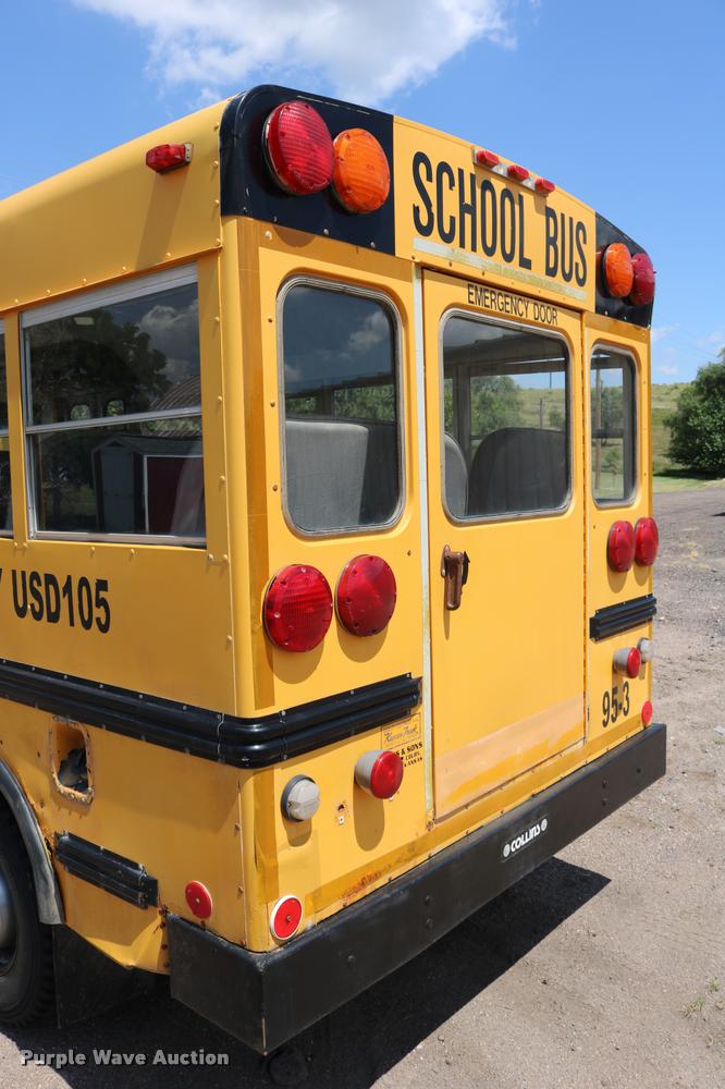 image for item DB9271 1995 Ford Econoline E350 Collins school bus