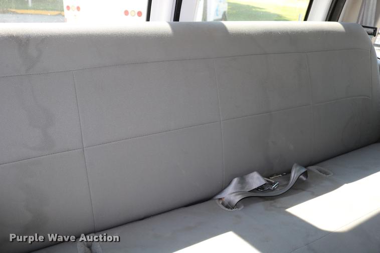 image for item DB9272 2007 Ford E350 Extended van