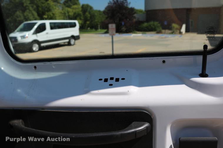 image for item DB9272 2007 Ford E350 Extended van