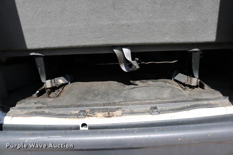 image for item DB9272 2007 Ford E350 Extended van