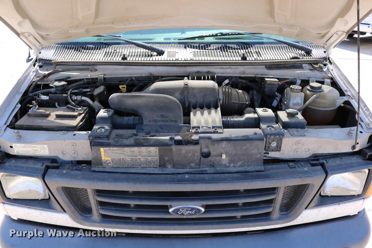 image for item DB9272 2007 Ford E350 Extended van