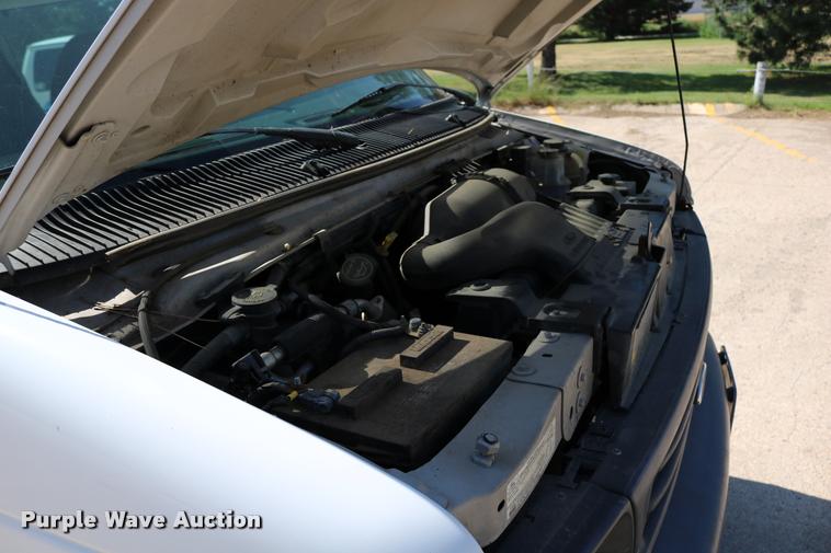 image for item DB9272 2007 Ford E350 Extended van