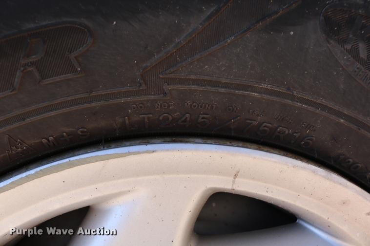 image for item DB9272 2007 Ford E350 Extended van