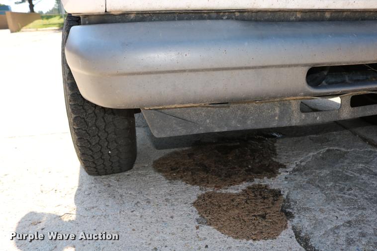 image for item DB9272 2007 Ford E350 Extended van