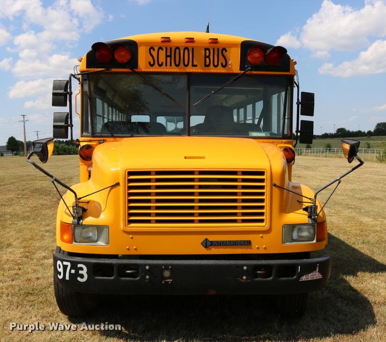 image for item DB9292 1997 International 3800 school bus