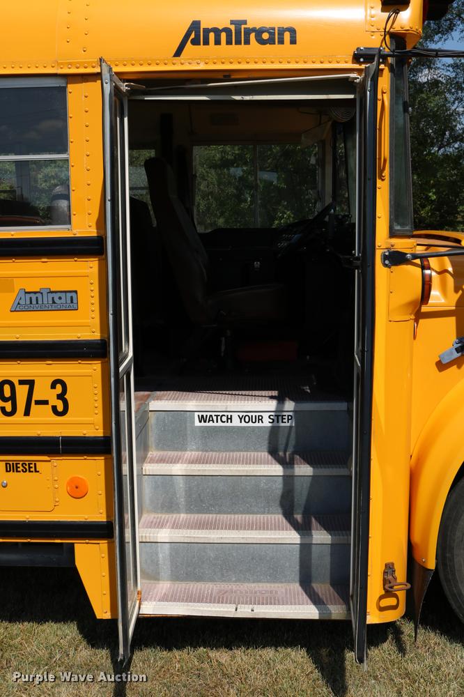 image for item DB9292 1997 International 3800 school bus