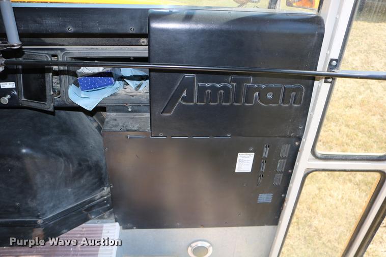 image for item DB9292 1997 International 3800 school bus