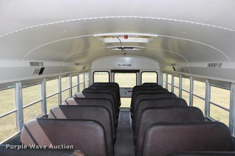 image for item DB9292 1997 International 3800 school bus