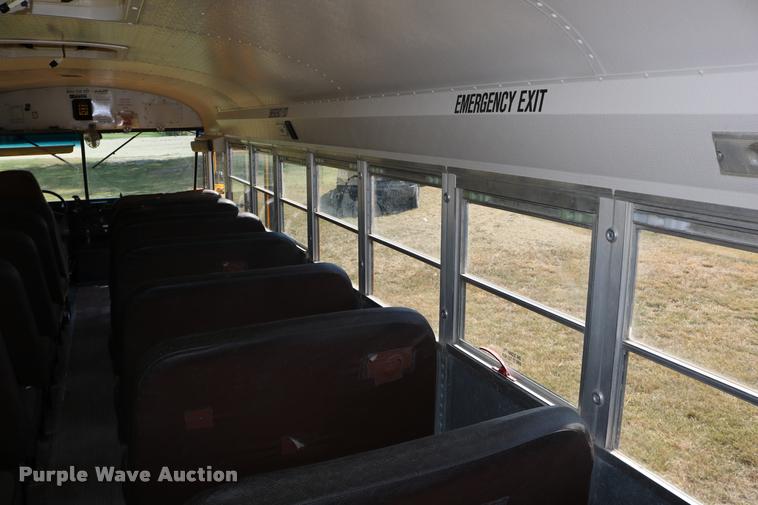 image for item DB9292 1997 International 3800 school bus