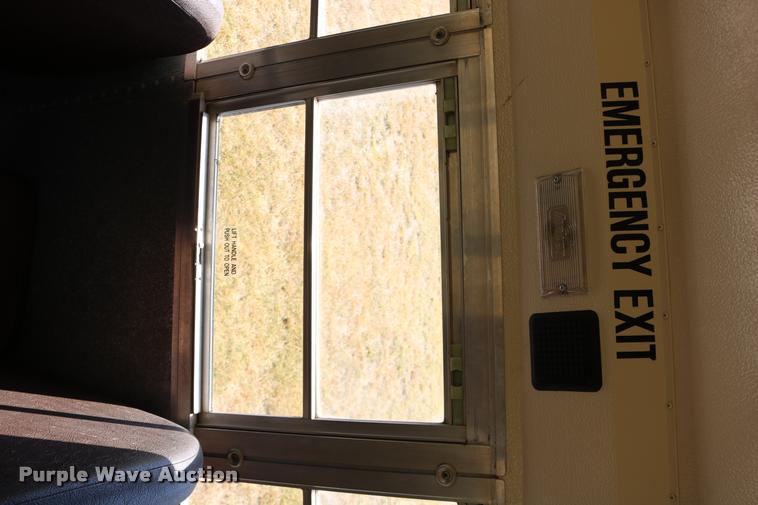 image for item DB9292 1997 International 3800 school bus